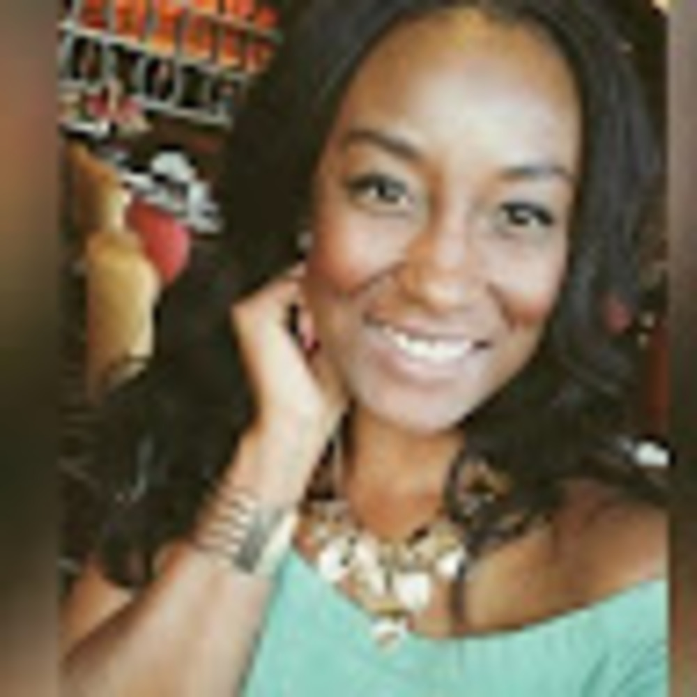 Meet your Posher, Latoya